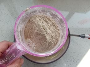 筛入低粉和全麦粉