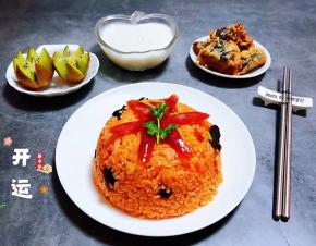 搭配炸鱼、鲜牛奶、水果简直是太有食欲了