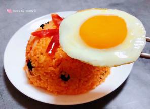 这道美味有了煎蛋营养价值瞬间满足