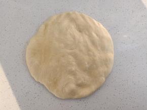 取出用手按压排气