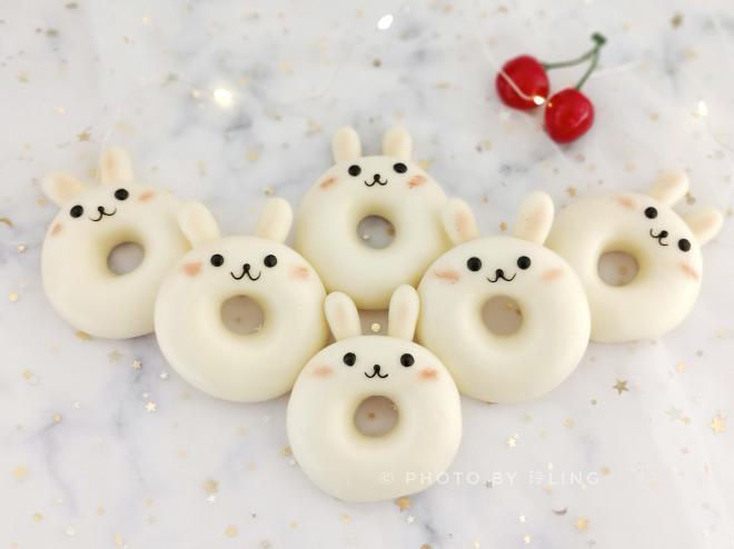 小兔子甜甜圈卡通馒头