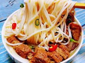 面条是我们家的最爱怎么吃都喜欢
