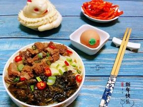 搭配鸡蛋、小菜、小馒头就是标配的营养早餐