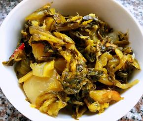 在超市买到的袋装老坛酸菜味道很不错