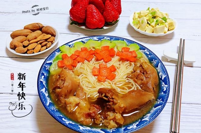 卤猪蹄面