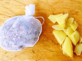 姜切片准备调料包