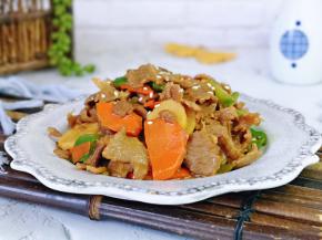 荤素搭配，营养均衡。