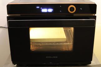 蒸烤箱设置上下火功能，预热150度，上下火中下层32分钟。