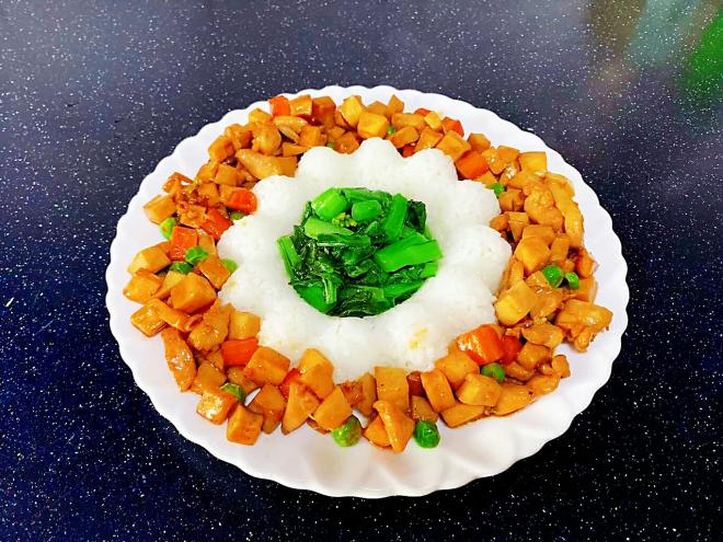 杏鲍菇炒鸡丁