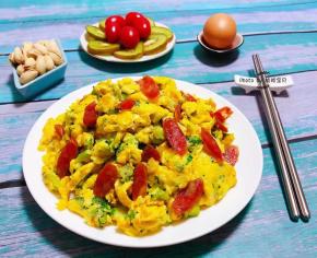 这道美味里添加了西兰花不但营养丰富还有清新的口感