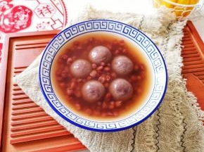 一道高颜值的甜汤。