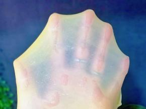 结束后有了不容易破的手套膜，时间可以自己掌握，揉到有了不容易破的手套膜就可以。