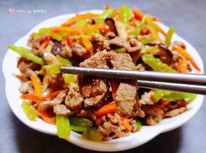 牛肉入口鲜嫩无比唇齿留香回味无穷