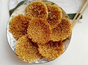 其余的同样操作完成即可。炸金黄。