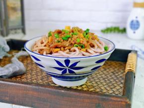 疫情期间，大家在家里都吃什么呀？不妨自己动手做起来。