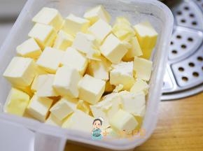 黄油是无盐黄油 冷冻的直接可以用不需要解冻