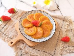 煎好的芝心南瓜饼特别漂亮。