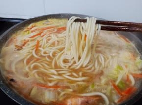 看看这面条堪比兰州拉面。