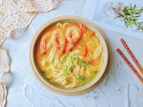 300克的面粉刚好一家三口之家吃。