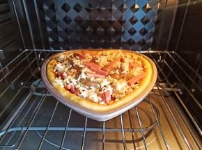 烤箱上下火190度预热，烤15分钟。