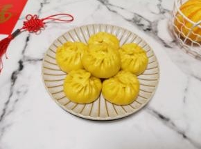 小笼包出锅了。