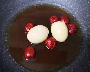 大火烧开小火煮10分钟关火。