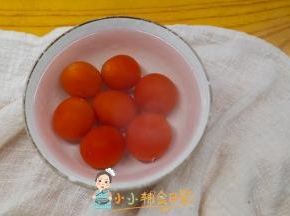 番茄加开水烫一下这样容易去皮