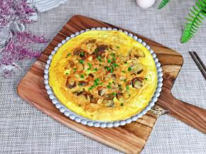 也可以切开，蘸上自己喜欢的辣酱食用。