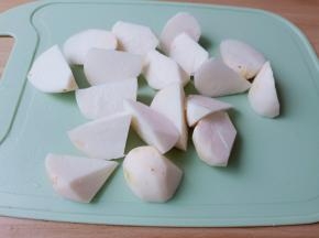 然后再切成滚刀块。