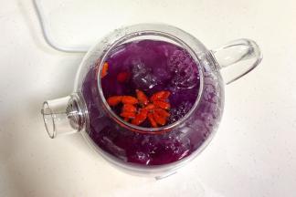 最后放入枸杞焖2分钟即可。