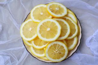 去掉头尾切厚片。