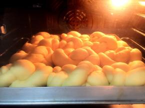 发酵完成进入烤箱