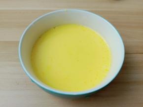 用过滤网过筛一遍。