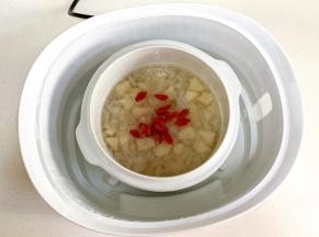 最后放入枸杞焖2分钟即可。