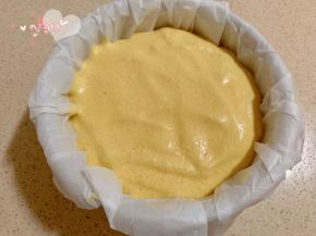 再倒入剩下的蛋糕糊。