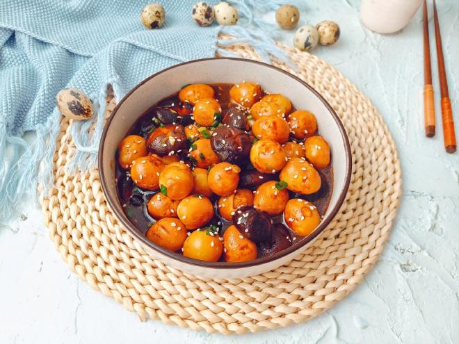 酱烧香菇鹌鹑蛋