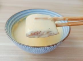 带鱼裹上面糊。