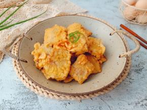 外酥里嫩的炸带鱼来了。