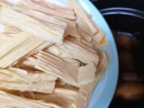 下入砂锅里面煮5-10分钟左右关火。