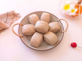 香喷喷的豆渣馒头。