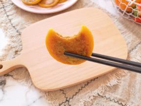 咬一口，软糯香甜，太好吃了。