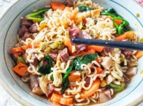 开吃啦！看得见的大块牛肉哦！
