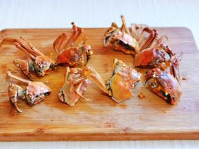 捞出切开，一切二即可。