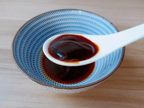 一勺蚝油。