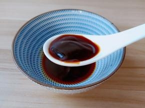 一勺蚝油。