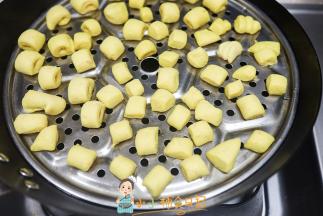 这个是南瓜的我也是一样的操作，我一共做了三个颜色