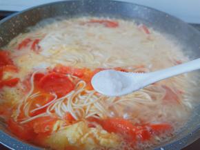 加一勺盐调味。