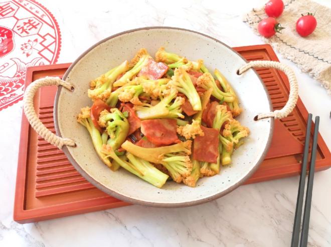 培根肉炒有机菜花