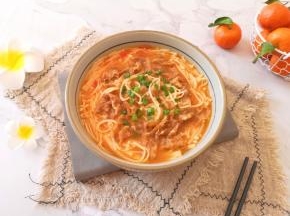 装盘，撒上葱花。