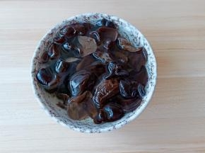 才2小时就都泡发开了。